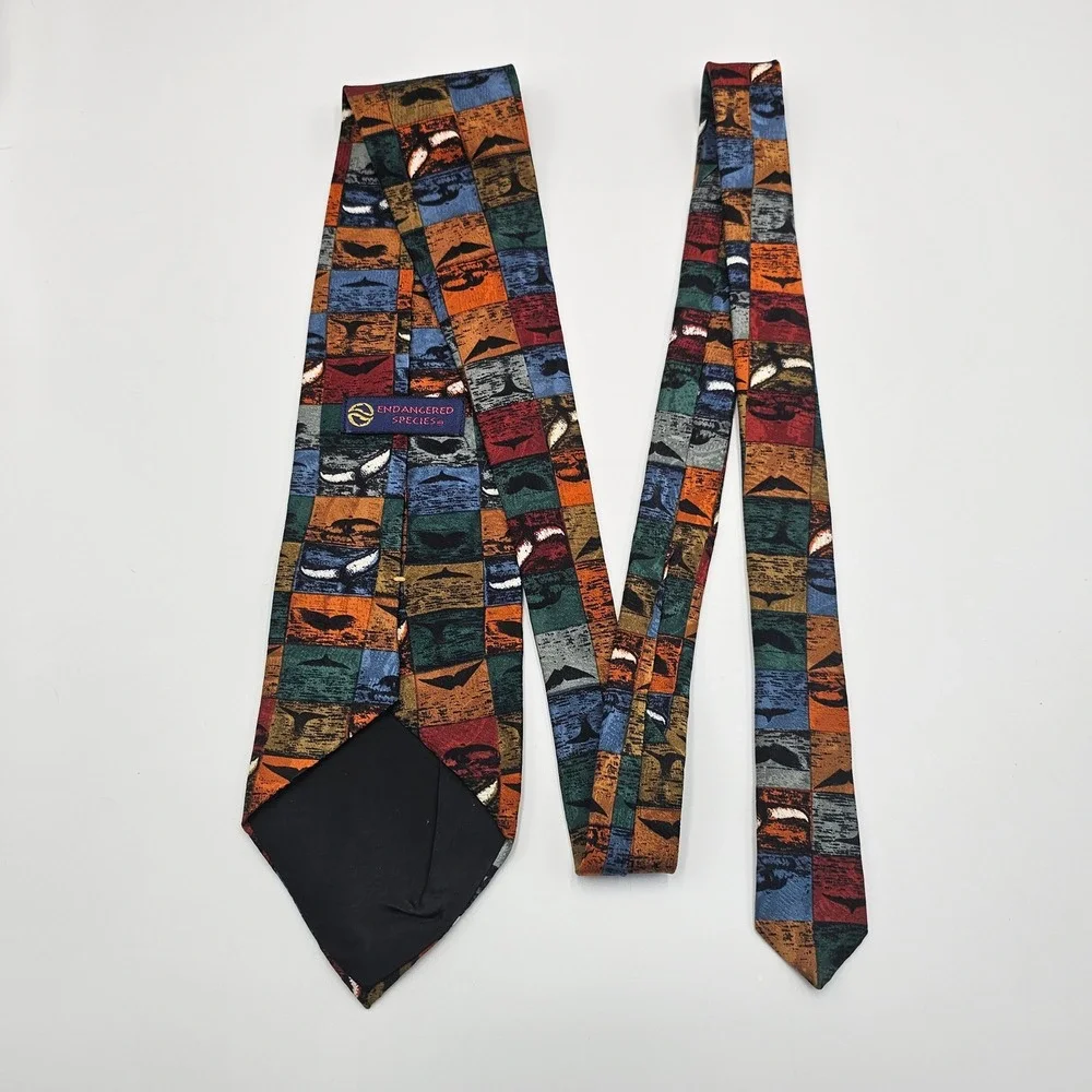 Vintage Endangered Species Whales Tail 100% Silk Tie‎ Made USA Multi Color 3.75